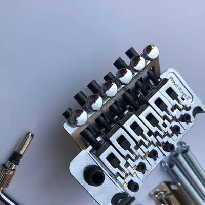 Chrome Floyd Rose II Bridge Tremolo System image 4