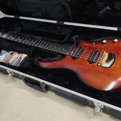 Ernie Ball Music Man Majesty Artisan – 2016 (USA) | Gold Hardware | B-Stock Display Condition image 1