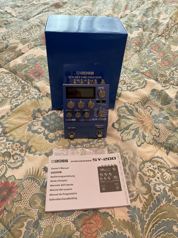 Boss SY-200