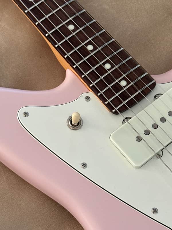 Fender MIJ Jazzmaster Hybrid II FSR Satin Shell Pink 2026 - Satin Shell Pink image 1