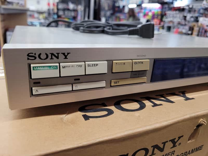 その他 SONY PROGRAM TIMER PT-77 Sony PT-77 Program Timer Silver | Reverb