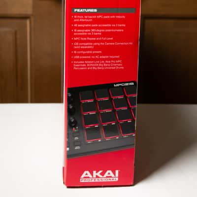 Akai MPD218 Drum Pad Controller--Excellent! image 8