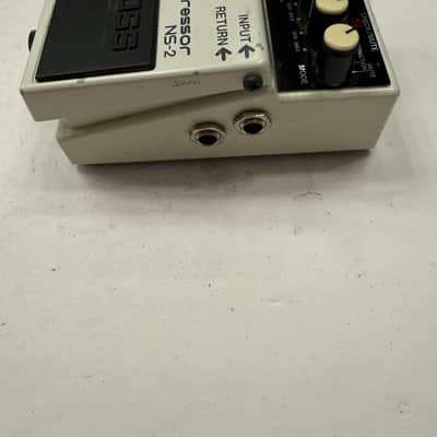 Boss Roland NS-2 Noise Suppressor Gate Guitar Effect Pedal image 4