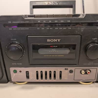90’s Sony Boombox CFS-1030 Ghettoblaster w Graphic Equalizer AM/FM Cassette and Line in BOOMBOX Stereo Radio Works/Tape Player Doesn't Work image 3