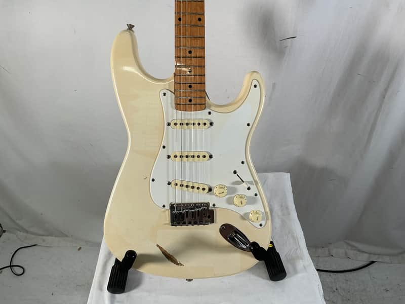 Squier II Standard Stratocaster with Maple Fretboard (Made in Korea) - Frost White image 1