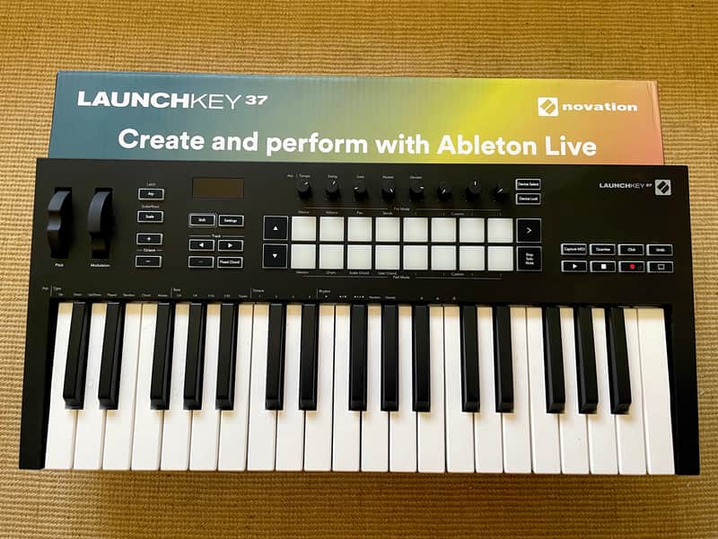 Novation Launchkey 37 MKIII MIDI Keyboard Controller image 1