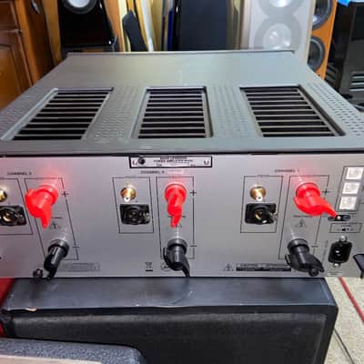Mark Levinson Power Amplifier No. 433. Three-Channel Audiophile and Hifi image 6