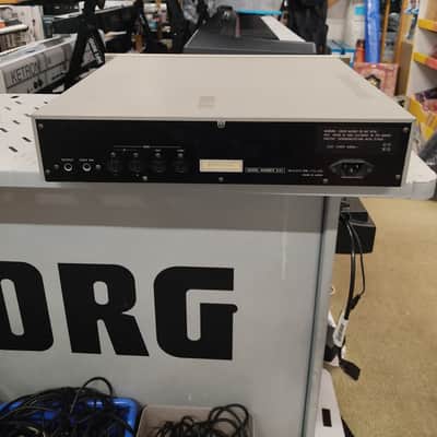 Akai S01 image 5