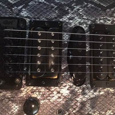 Cort X-6VPR-BKS Snake Skin electric guitar w/DiMarzio Super Distortion Bridge Pickup image 5
