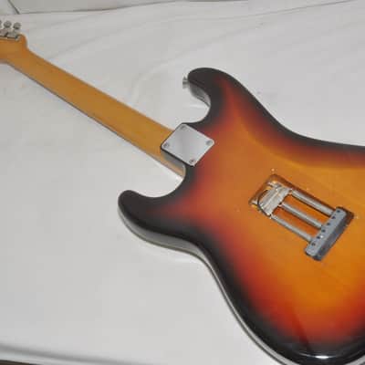 Fender Japan ST62(3TS)'62 StratocasterElectric Guitar Ref. No 7315 image 11