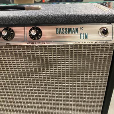 1977 Fender Bassman Ten image 5