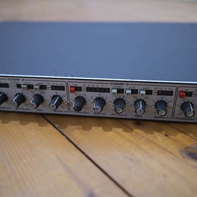 Klark Teknik DN 504 Quad VCA Compressor / Limiter (Made in UK) image 3