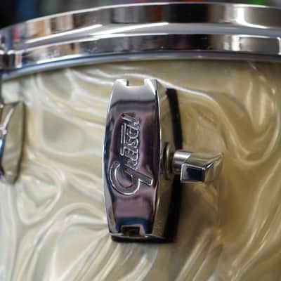 Vintage 1970s Gretsch USA Custom 13" Maple Tom (Stop Sign Badge) - Yellow Satin Flame image 9