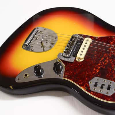 Fender Jaguar with Rosewood Fretboard 1966 - Sunburst image 6