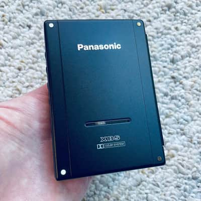 [RARE] PANASONIC RQ-P505 Walkman Cassette Player ! Awesome Gun Black ! image 4