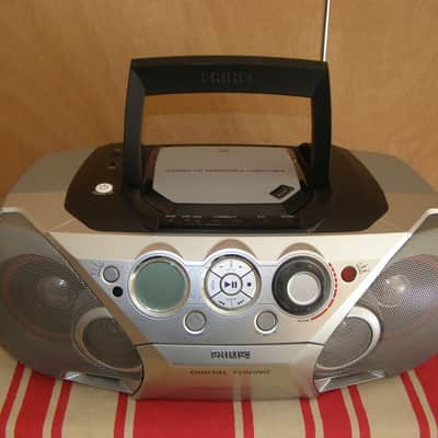 Radio CD, K7 et AUX  Philips,  modèle AZ2060 image 3