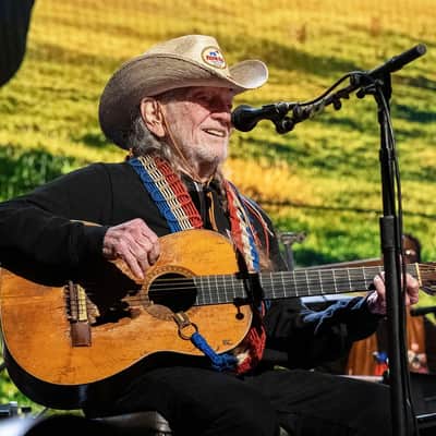 Martin N-20WN Willie Nelson "Trigger" Limited Edition Signature Model 1998 image 12