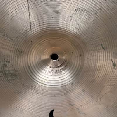 Zildjian A Avedis 17" Medium Thin Crash Cymbal 2001 – 2.8 lbs – Made in USA image 7