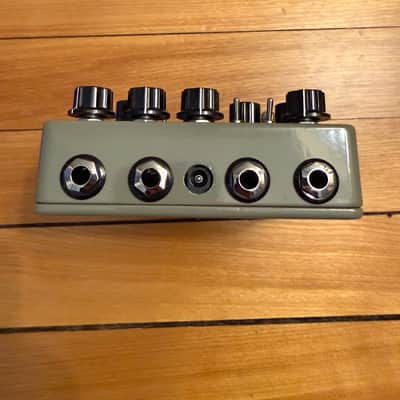 Crazy Tube Circuits Crossfire 2021 - Present - Olive image 2