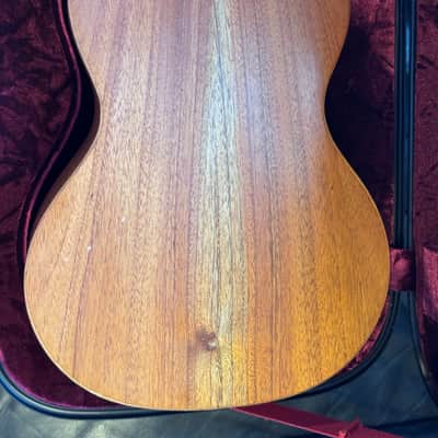 Mele Guitarlele Six String Ukulele- Natural w/ Case (Guilele/Guitalele) image 16