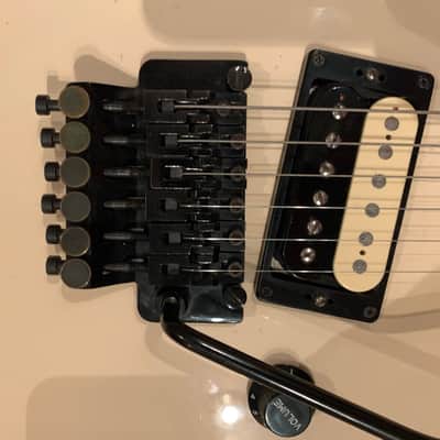 Kramer 1984 Baretta Custom (Cream) image 5