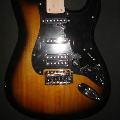 Squier Stratocaster Squier Stratocaster Body Sonic Series FSR 2TS Tone Sunburst Finish Fully Loaded image 2