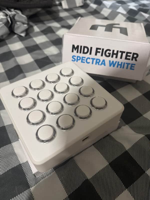 DJ Tech Tools Midi Fighter 3D 2010s - White image 1