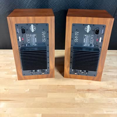 Avantone Pro CLA-10A Limited-Edition Chris Lord-Alge Active Studio Monitor System (Pair, Black Walnut) image 2
