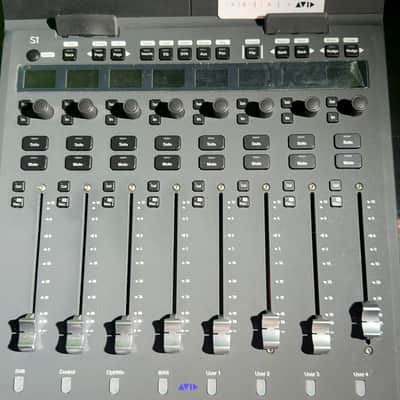 Avid S1 Control Surface image 4