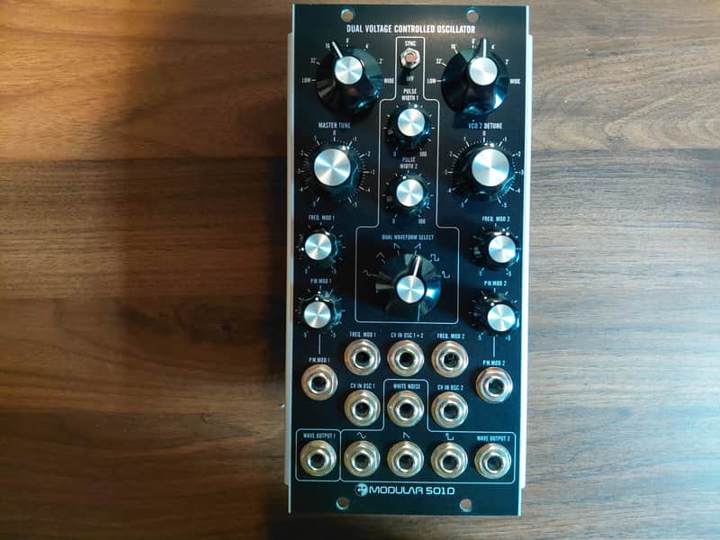 Moon Modular - 501D: Dual Voltage Controlled Oscillator [ 5U MU Dotcom ] image 1