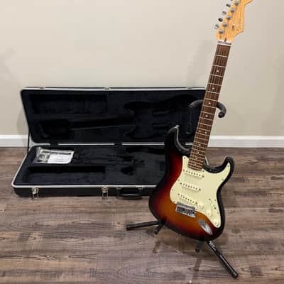 2011 Fender American Deluxe Stratocaster – 3-Color Sunburst – Rosewood – N3 Noiseless – USA + Hardshell Case image 1