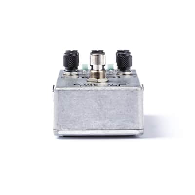 MXR M116 Fullbore Metal Guitar Effects Pedal - Silver image 2