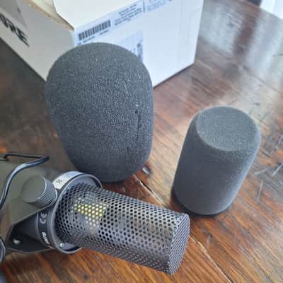 Shure SM7B Microphone w/Original box 2 Windscreens image 9