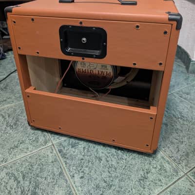 Celestion Peacekeeper 1x12 8 ohm solid wood guitar cabinet - Brown eco-leather image 2