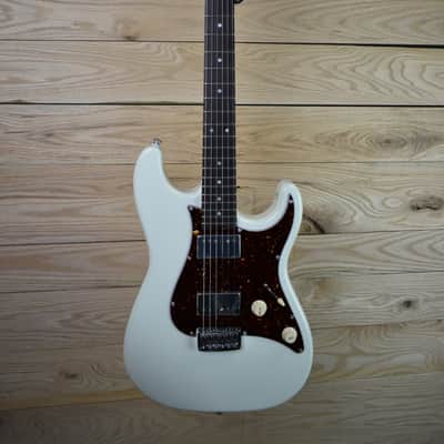 Cream T Polaris Standard 2025 - Vintage White image 1