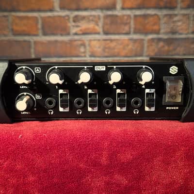 Sterling Audio SHA4 4-Channel Headphone Amplifier image 1