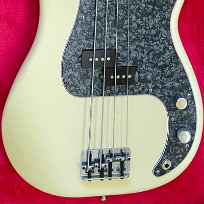 Fender American Standard Precision Bass 1995 - Arctic White image 8