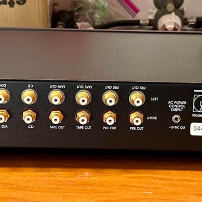 Aragon 28K Preamplifier (Mondial Era) 1998 - Black with Original Box & Remote image 2