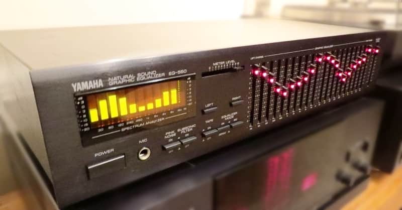Yamaha EQ-550 10-Band Graphic Equalizer with Spectrum Analizer image 1