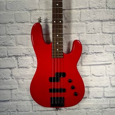 Charvel 2B Vintage Bass w/Case - Red (used) image 3