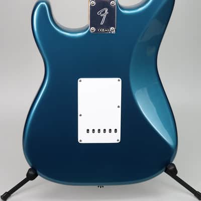 Fender Vintera III Late '60s Stratocaster Ocean Turquoise image 8