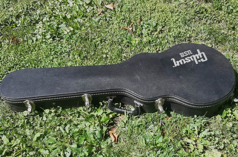 Gibson USA Les Paul Case, 2008 - 2013, Black, White Interior image 1