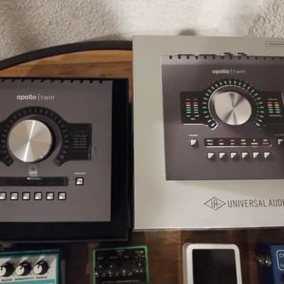 Universal Audio Apollo Twin Thunderbolt Interface w/ Box – Excellent image 1