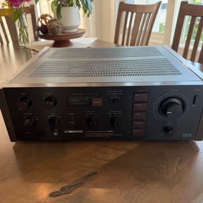 Pioneer A-88X 1984 - Black with walnut side panels image 5