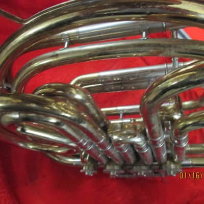 Double French horn with case and mouthpiece image 4