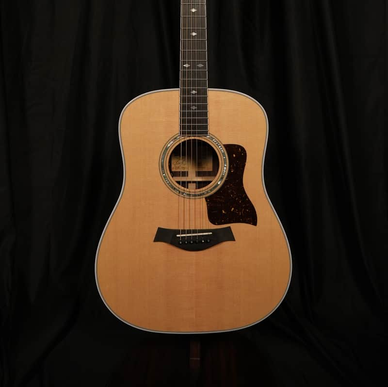 Taylor Legacy 810e 2026 Natural image 1