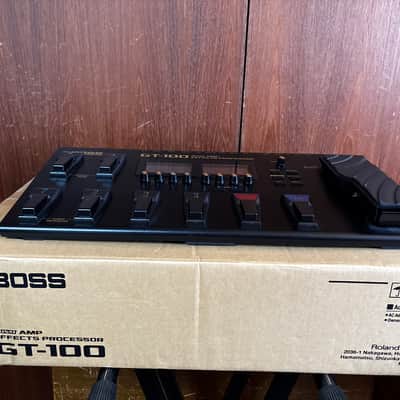 Boss GT-100 Multi Effects and Amp Modelling Guitar Pedal w/ box image 5