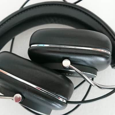 Bowers & Wilkins P7 - Black / Stainless Steel image 7