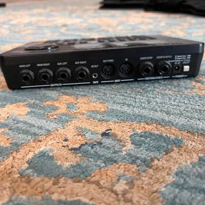 Alesis SR-16 Drum Machine 2010s - Black image 4