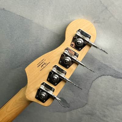 Squier Loaded Affinity Precision Bass Neck with Laurel Fingerboard image 3